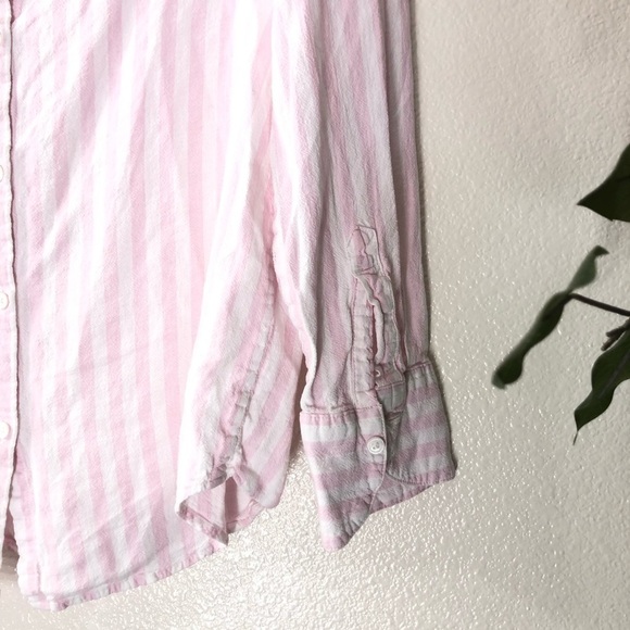 Levi’s Pink and White Striped Off Shoulder Top - Picture 7 of 7